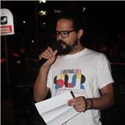 Trabajador Social, con experiencia en redacción y métodos de investigación